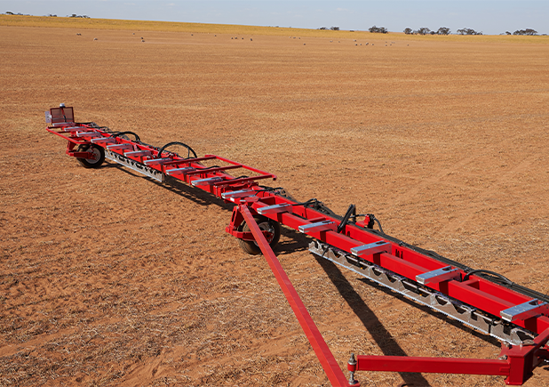 Cropland WEED-IT Contour Following Boom